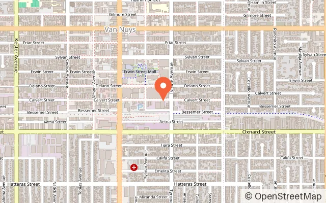 Map showing Iceland Ice Skating Center in Van Nuys, CA