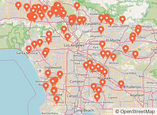 Map of 83 venues near Los Angeles